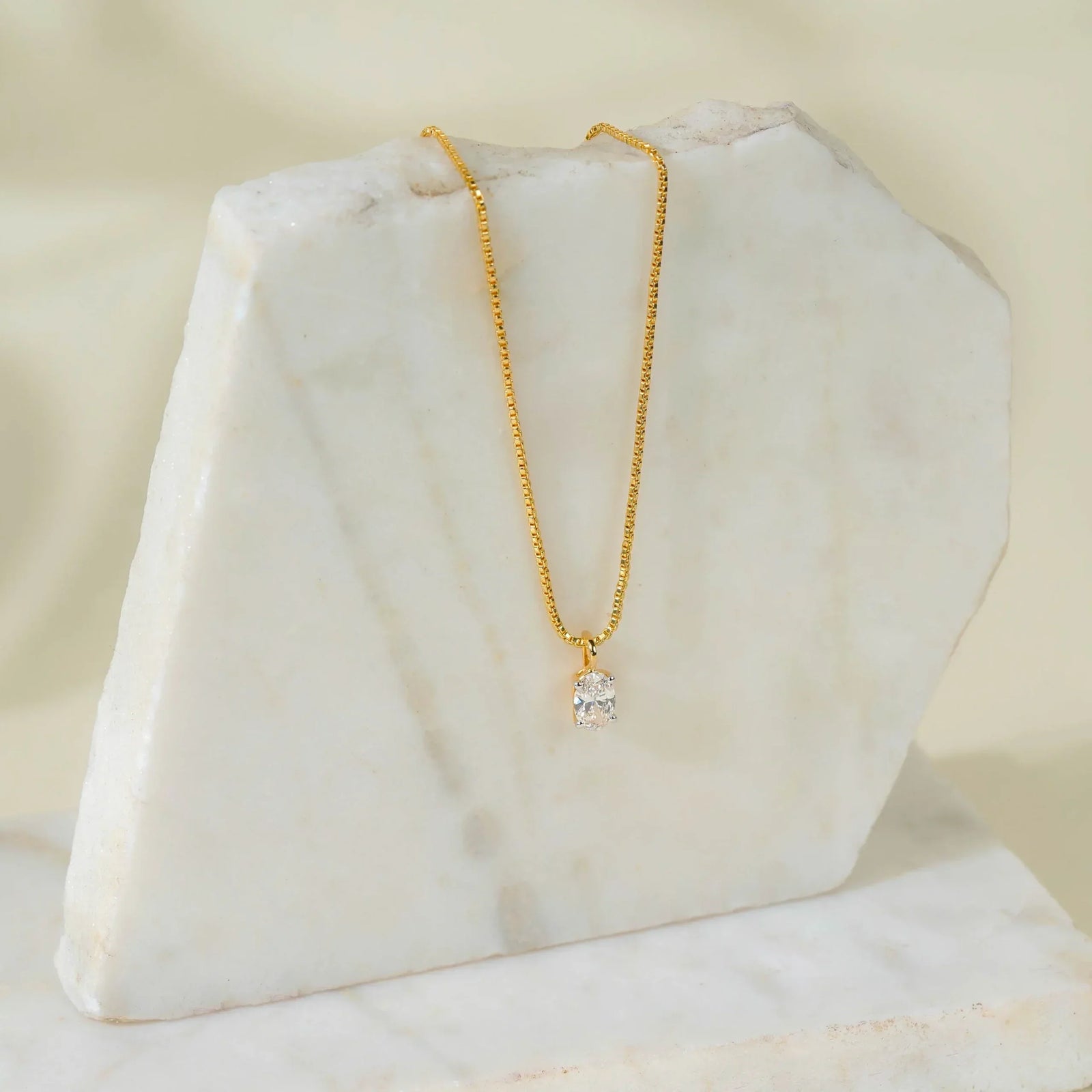 Solitaire Oval Lab Grown Diamond Pendant_in-stock