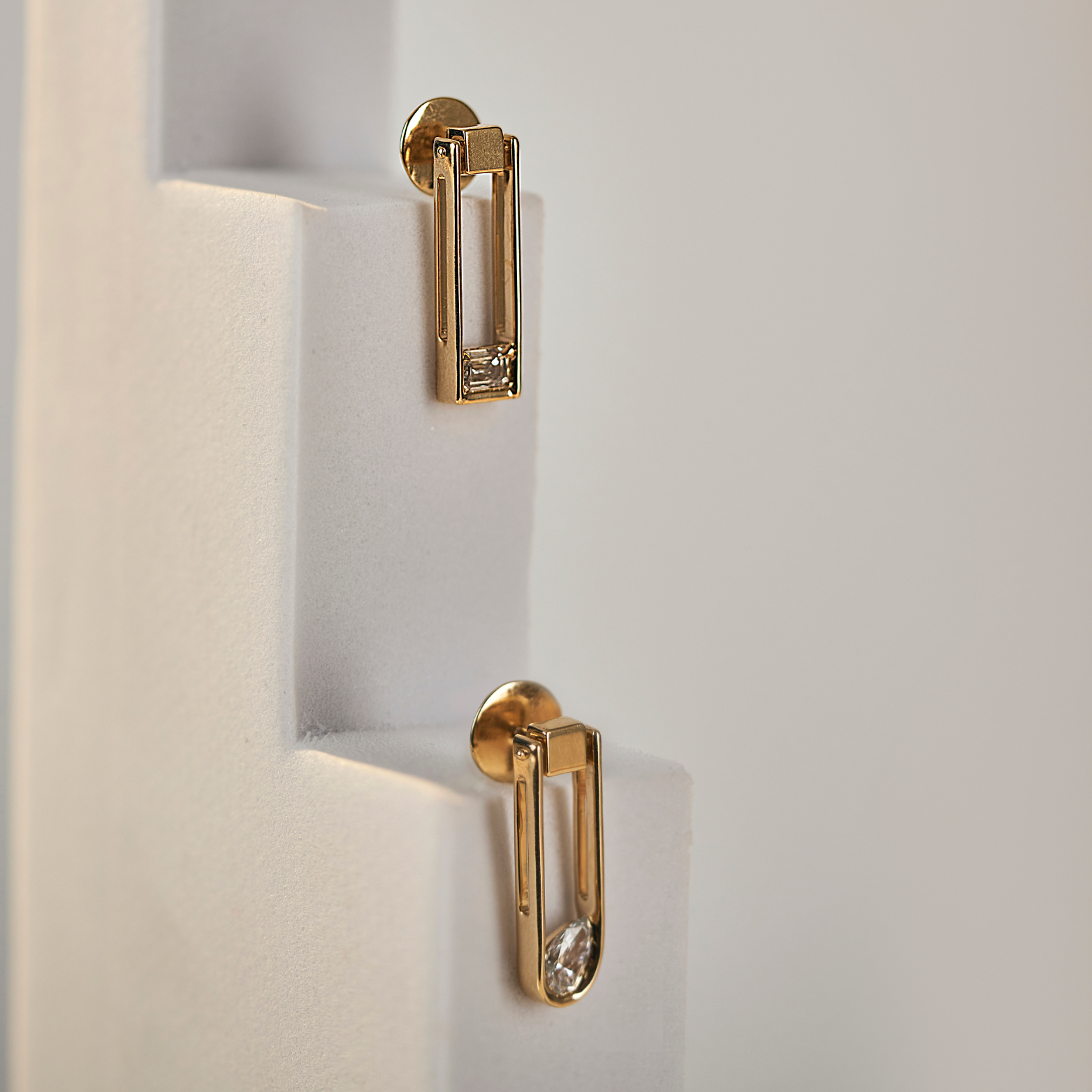 Pear Emerald Clip Lab Grown Diamond Earrings_in_stock