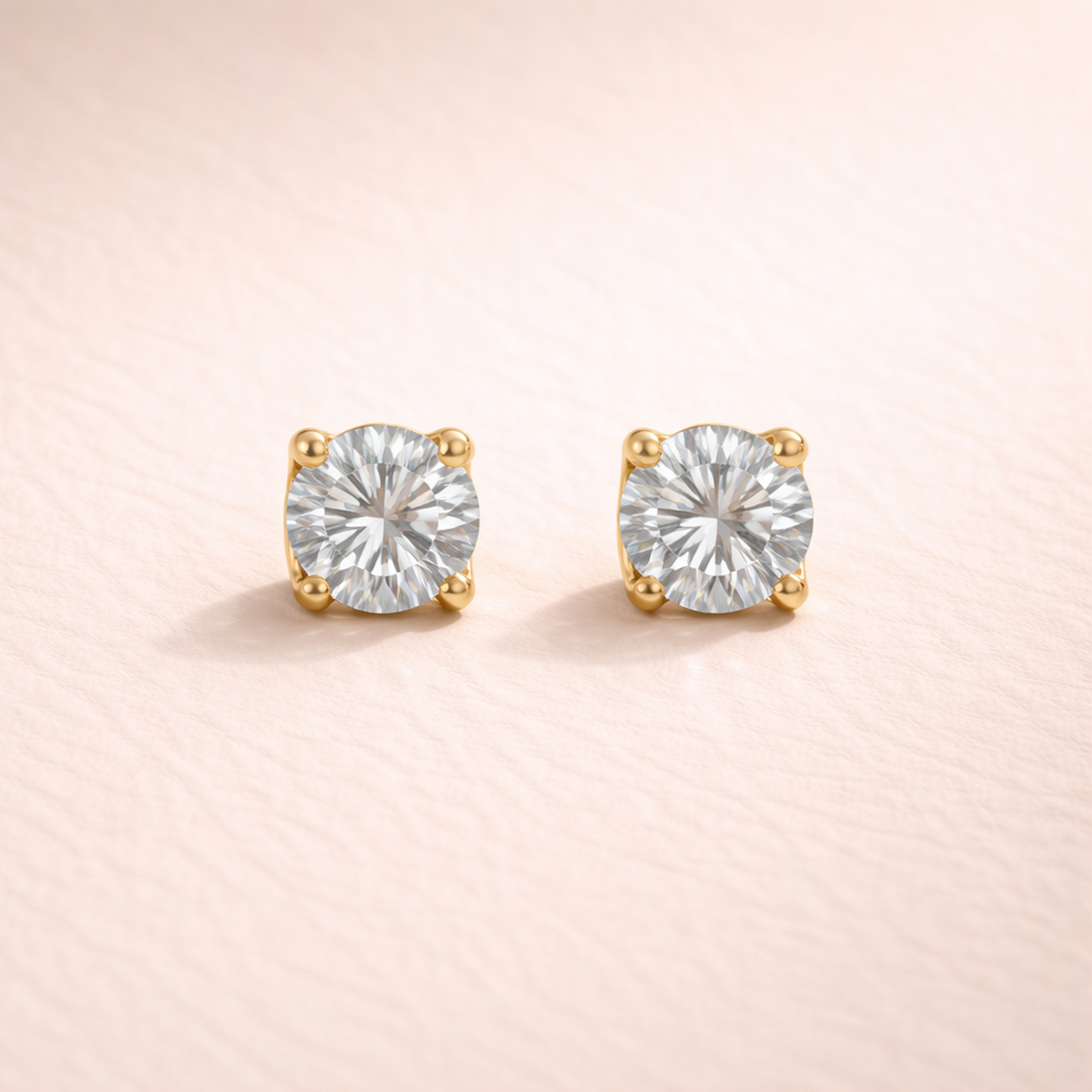 Prestige Solitaire Studs
