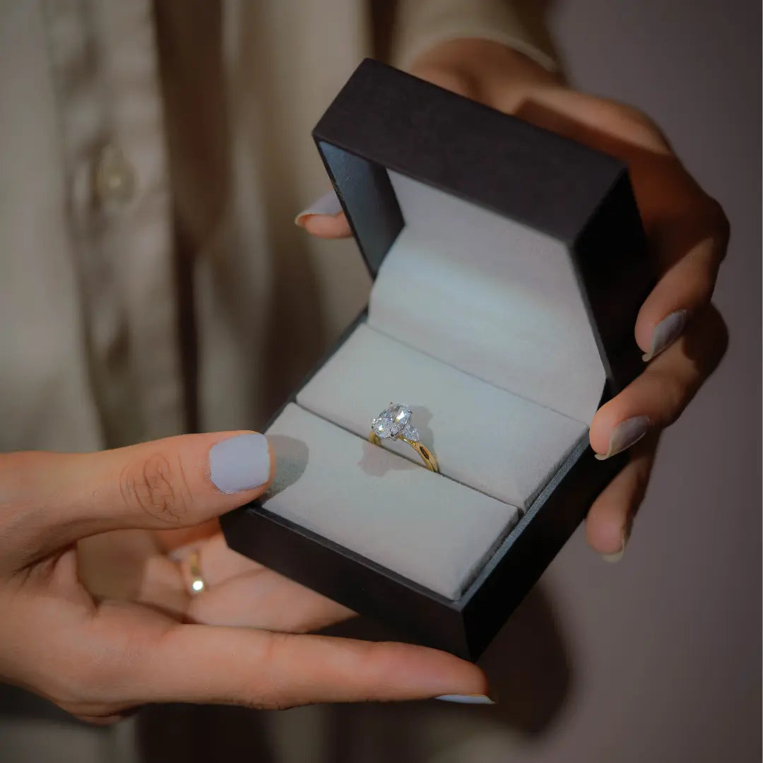 Tri Solitaire Diamond Ring Prospective View